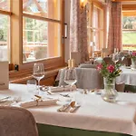 Hotel Geniesserhotel Montafoner Hof 4*