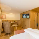 Hotel Geniesserhotel Montafoner Hof 4*