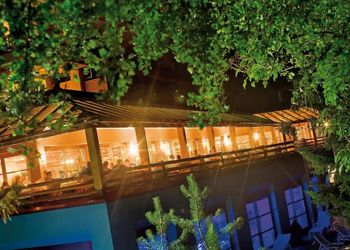 Geniesserhotel Montafoner Hof 4* Шрунс